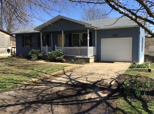 550 Crest St, Saint Clair, MO 63077