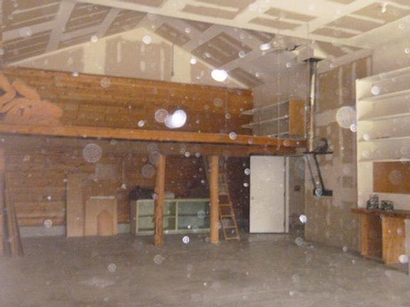 extra garage and guest quarters