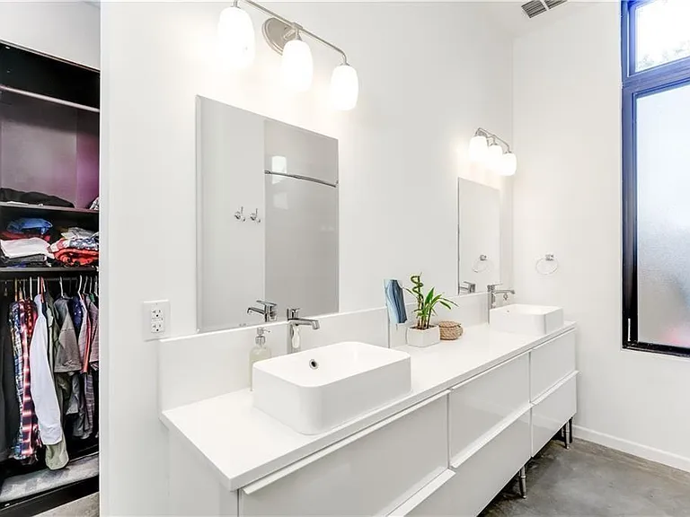 1401 Alegria Rd #B — Photo 16