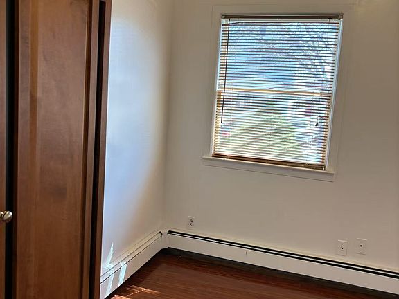 5th image of 137-25 Laburnum Ave Floor 1