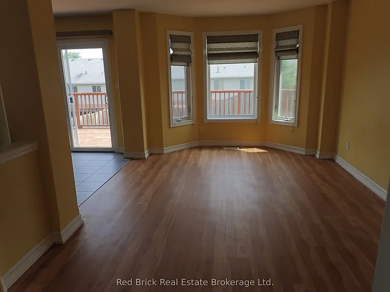 77 Summit Ridge Dr #UPPER — Photo 9