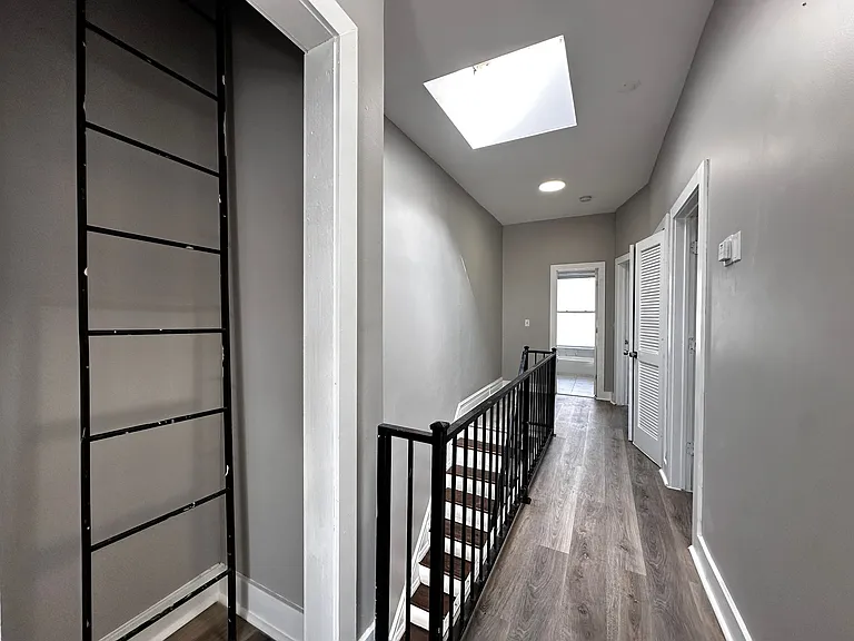 372 Forrest St #2E — Photo 13