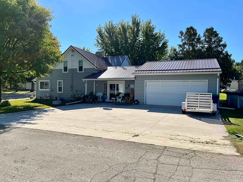 203 S Main St, Tigerton, WI 54486 Zillow