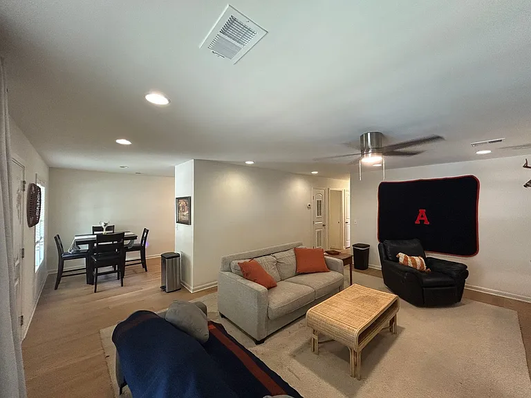 818 Choctaw Ave — Photo 3