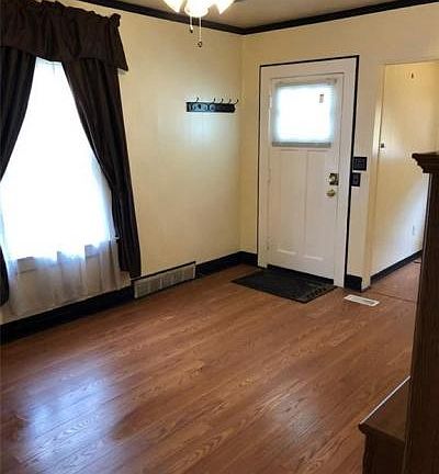 4th image of 5207 Noyes Ave SE