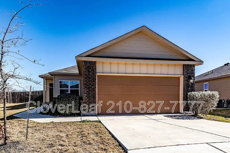 3 bed, 2.0 bath, 1651 sqft, $1,797 — Photo 2
