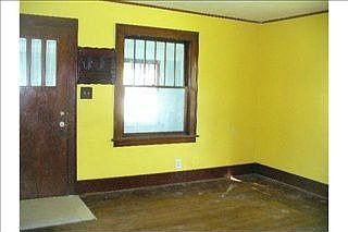 3rd image of 800 9th St