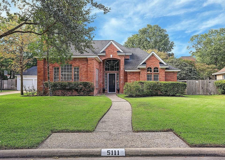 1st image of 5111 Laurelwood Dr