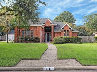 5111 Laurelwood Dr, Kingwood, TX 77345