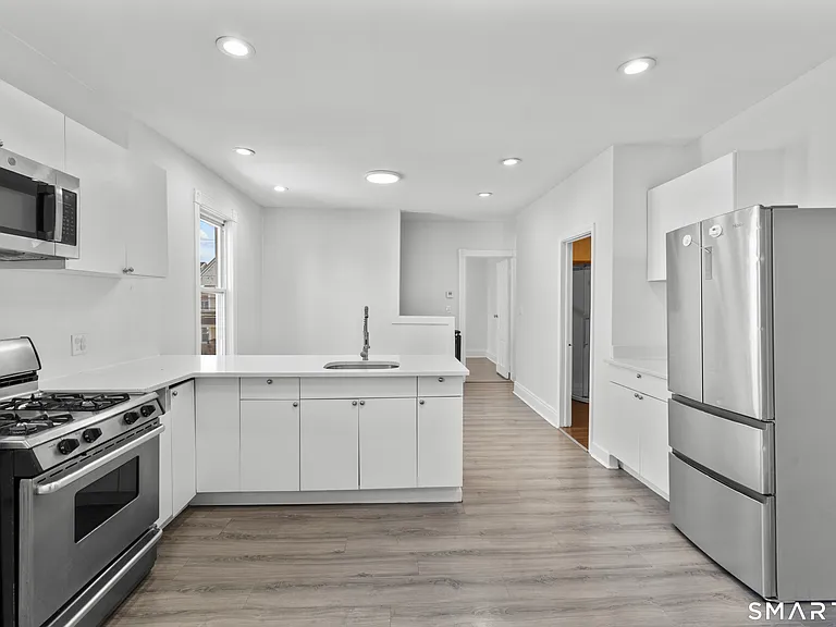 394 Gregory St #4 — Photo 3