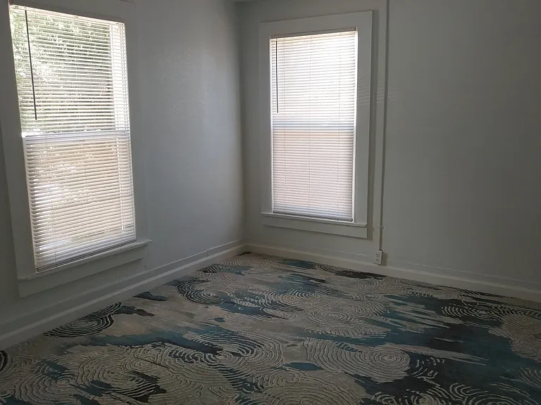 2420 Wantland Ave — Photo 6