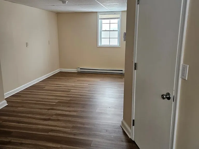 75 E Main St #7 — Photo 8