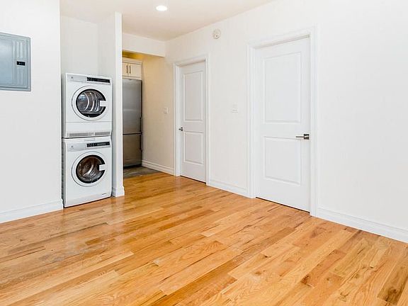 4th image of 2245 Adam C Powell Blvd #55E