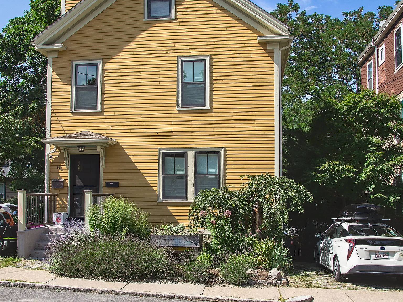 1 bed, 375 sqft, $2,200 — Photo 1