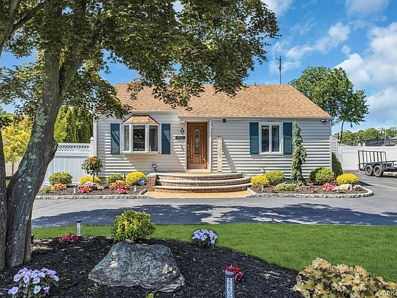 4th image of 953 Karshick Street