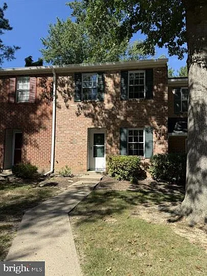 2 bed, 2.5 bath, 1312 sqft, $2,850 — Photo 2