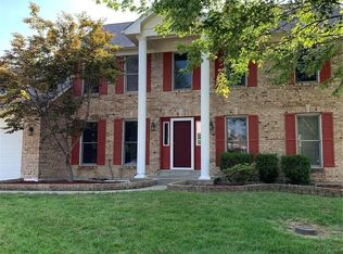 1330 Engle Creek Dr, O'Fallon, IL 62269