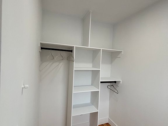 5th image of 48 Marcy Ave #2