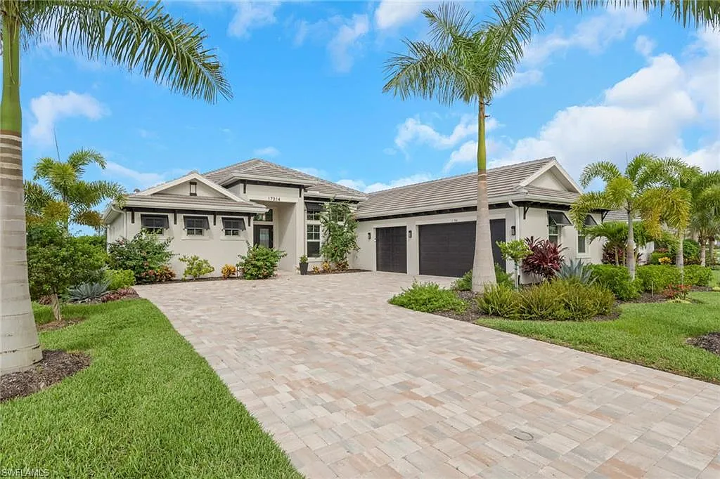 4 bed, 3.0 bath, 2966 sqft, $17,000 — Photo 1