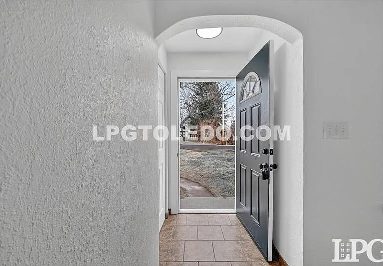 5831 Gany Mede Dr — Photo 4