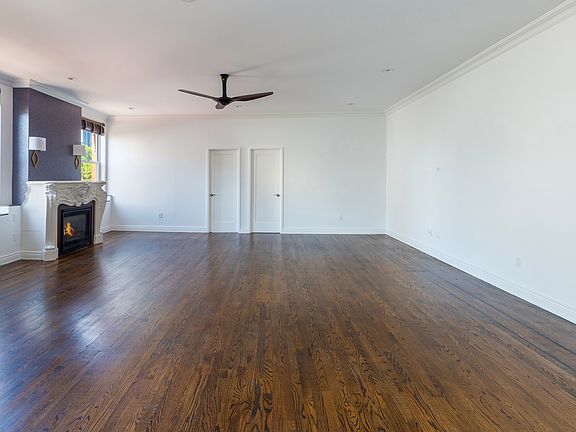 5th image of 48-19 Vernon Blvd #Penthouse