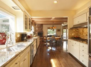 701 Heatherside Rd, Pasadena, CA 91105