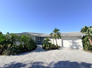 537 Outrigger Ln, Longboat Key, FL 34228