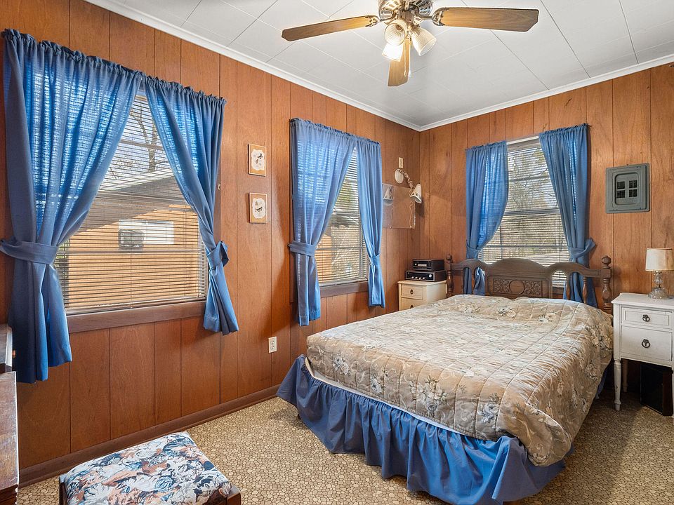 7th image of this home