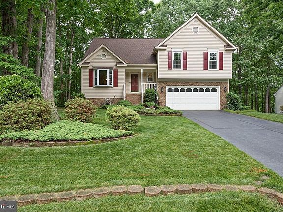 2nd image of 9817 Fendale Ln