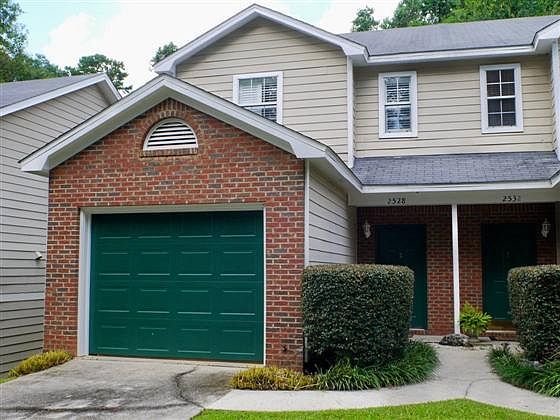 1st image of 2528 Centerville Ct