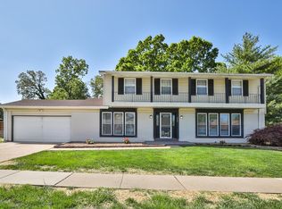 3950 Regalway Dr, Saint Louis, MO 63129