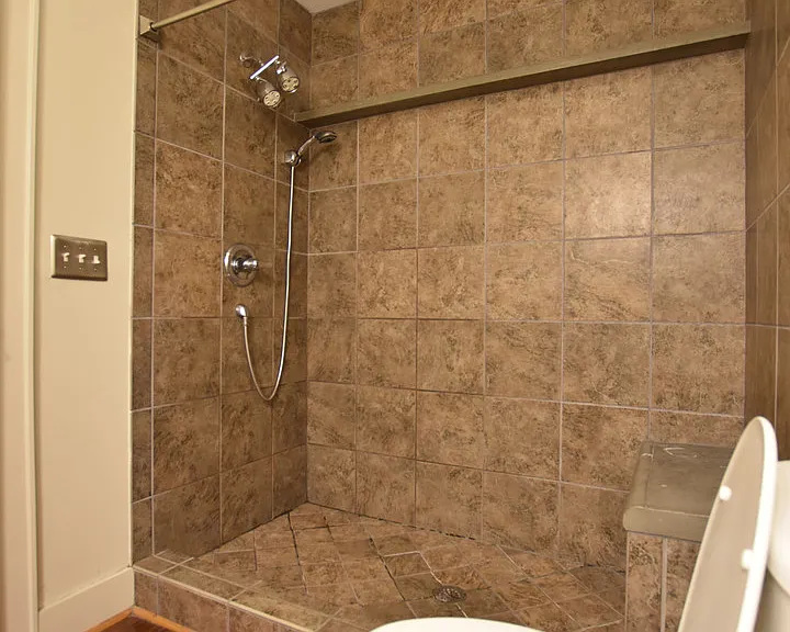 401 E 4th St #305 — Photo 10