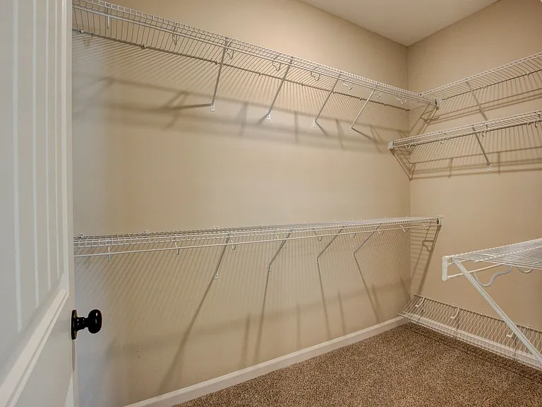 2547 Rafiki Dr — Photo 42