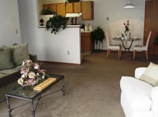 3754 Sunrise Lake Cir, Columbus, OH 43219