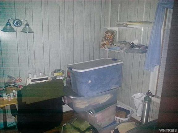 5th image of 1666 Electric Ave