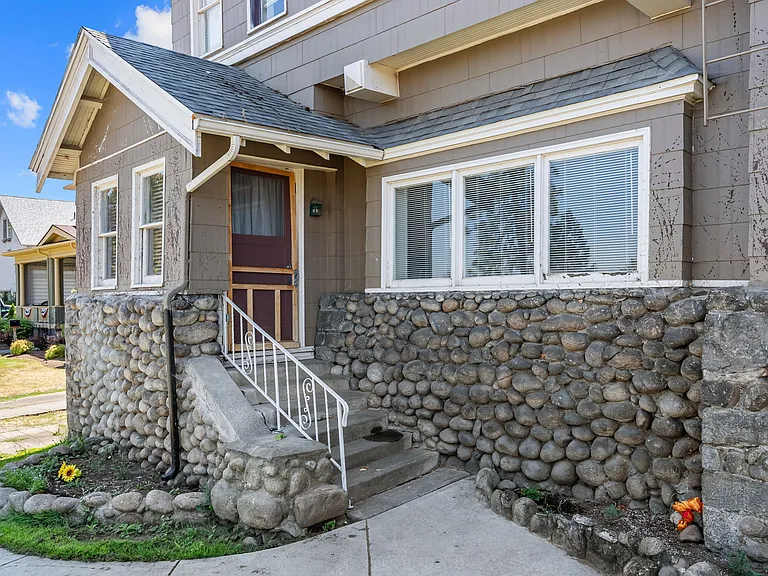 2623 W Maxwell Ave #1 — Photo 16