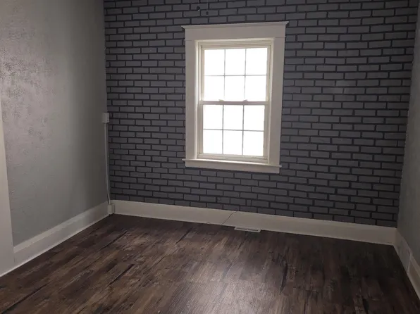 2249 Cleveland Ave, Niagara Falls, NY 14305