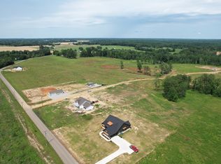 2 Beartown Rd, Loretto, TN 38469