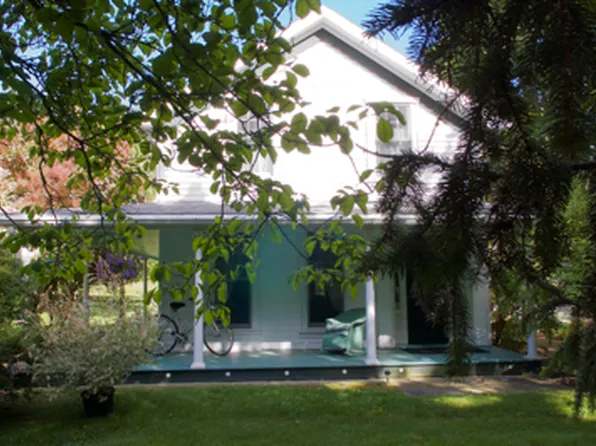 6 Saint Marys Rd, Shelter Island, NY 11964