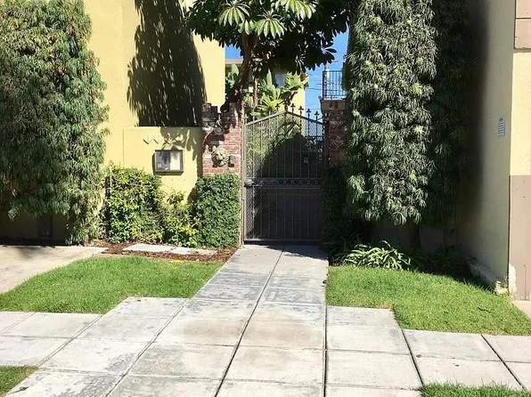 1231 25th St APT 13, San Diego, CA 92102