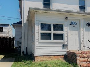 306 5th St #304, New Castle, DE 19720