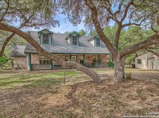 440 Settlers Ln, Bandera, TX 78003