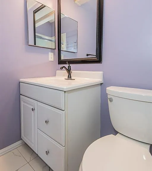 4 Barrington Dr — Photo 22