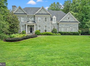 3109 Whimbrell Ct, Oakton, VA 22124