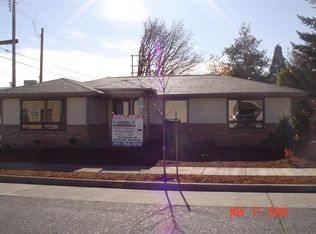 56 W Maple St, Lebanon, OR 97355