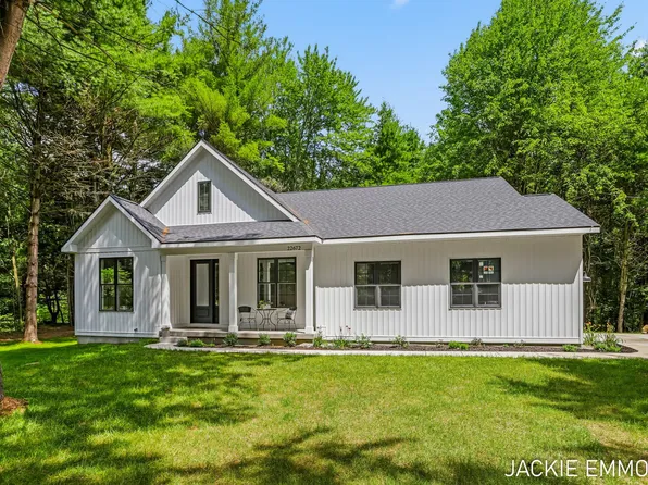 22672 W Kendaville Rd, Pierson, MI 49339