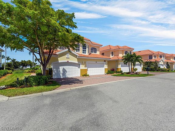 3rd image of 5921 Tarpon Gardens Cir APT 102