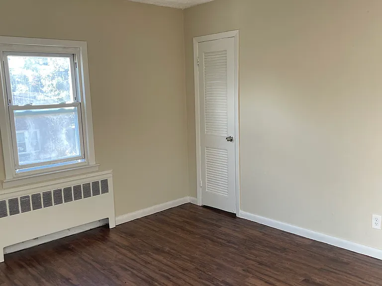 112 Burhans Ave #2 — Photo 6