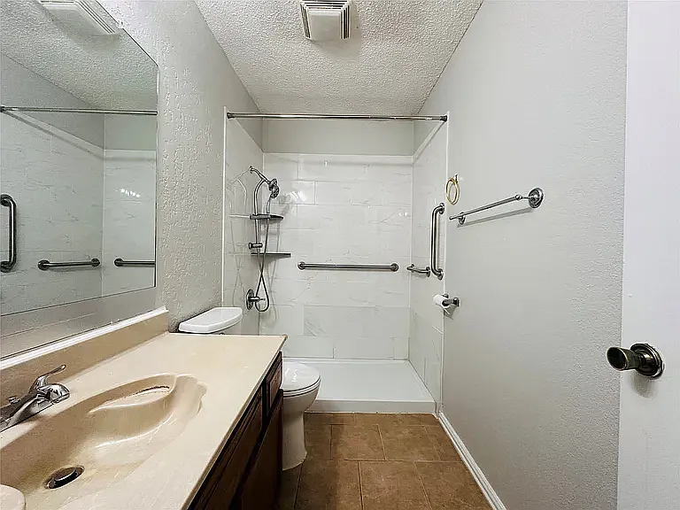 3117 Kingswood Dr — Photo 10