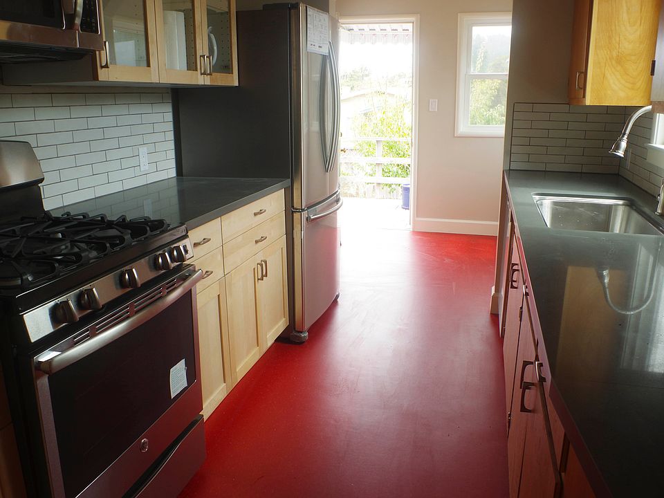 2nd image of 5616 Sacramento Ave
